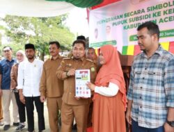 Pj Bupati Aceh Besar Luncurkan Kartu Tani Digital