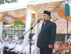Pj Bupati Aceh Besar Terima Penghargaan Dari Kemenag RI