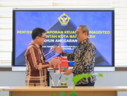 Bakri Siddiq Serahkan Laporan Keuangan Pemko Banda Aceh ke BPK