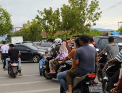 Hari Pertama Puasa Lintas Syiah Kuala di Padati Pemburu takjil