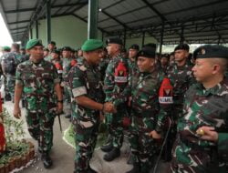 Pangdam IM Lepas 450 Prajurit Yonif RK 115/ML Tugas Operasi di Propinsi Papua
