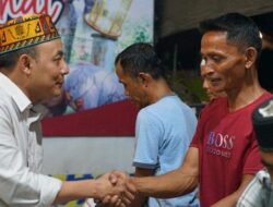 Kapolresta Serahkan Bansos Kemanusiaan untuk para Petugas Kebersihan Kota Banda Aceh