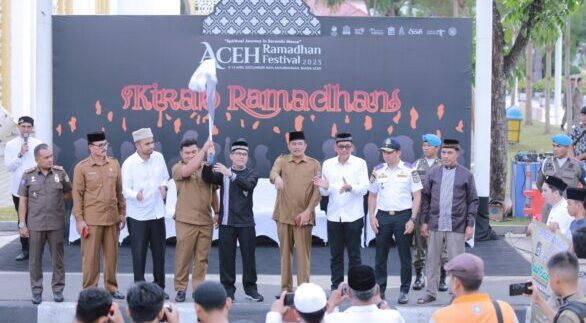 Bakri Siddiq Lepas Peserta Kirab Ramadan 1444 H