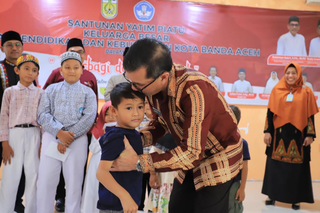 Pemko Banda Aceh Santuni 1.624 Anak Yatim Piatu