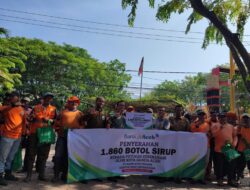 572 Pasukan Oranye Terima Bingkisan Lebaran