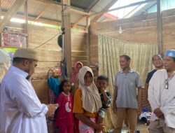 Pj Bupati Kunjungi Yatim Piatu di Gampong Bayu, Yang Ayah dan Ibunya Meninggal Lakalantas