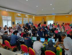 Tenaga Pendidik Banda Aceh Antusias Aktivasi Aplikasi IKD