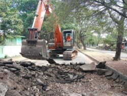 Dinas PUPR Banda Aceh Lakukan Pemeliharaan Jalan Kartika