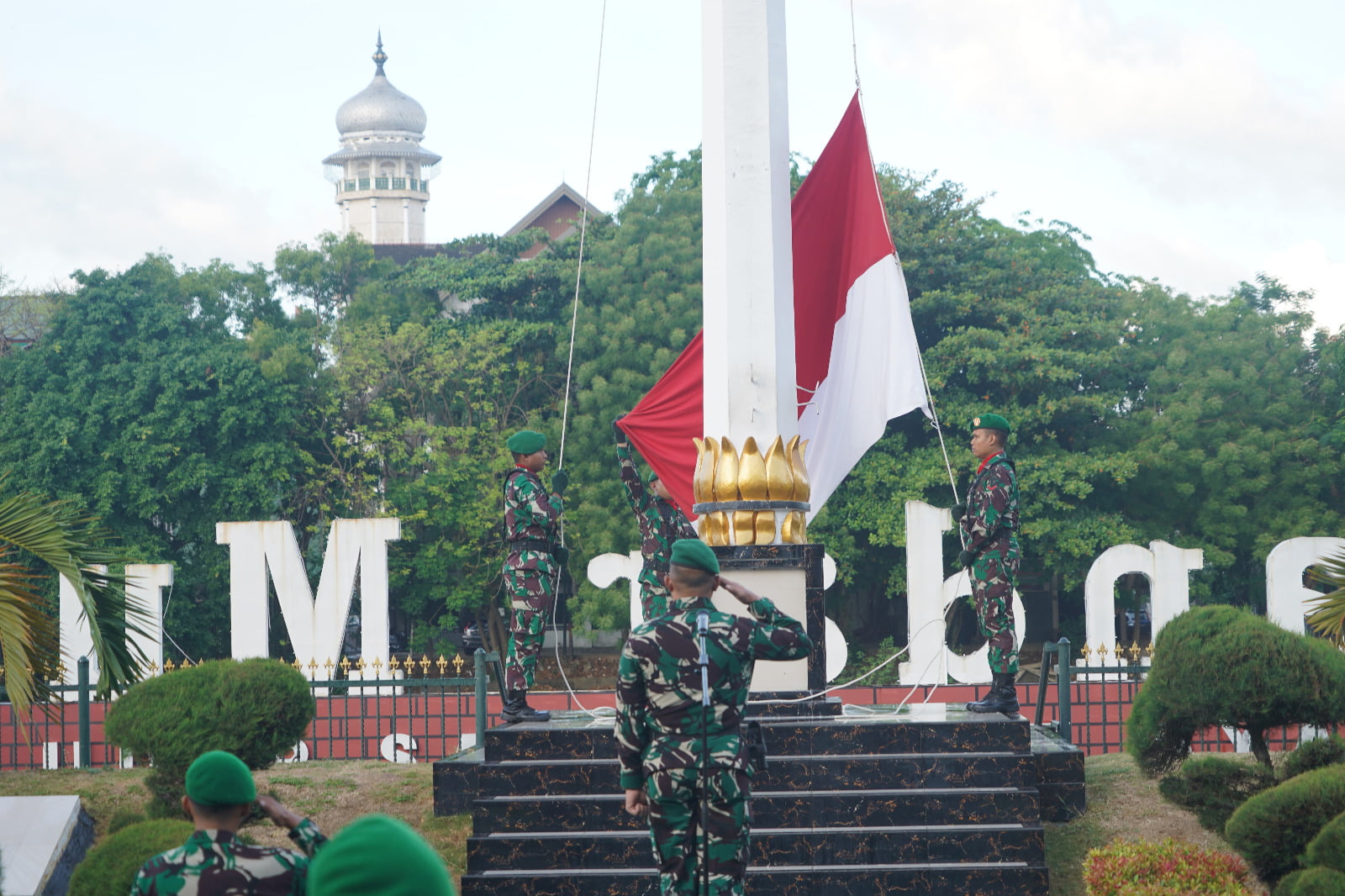 Kodam Iskandar Muda Gelar Upacara Peringatan Hari Kebangkitan Nasional Ke-115 Tahun 2023 di Makodam Iskandar Muda.