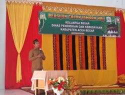 Plt Kadisdikbud Aceh Besar Peusijuk dan Pelepasan Jamaah Calon Haji