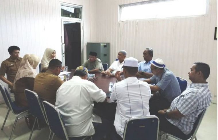 Camat Sukmawati Pimpin Rapat Persiapan Pilchiksung Serentak 2023