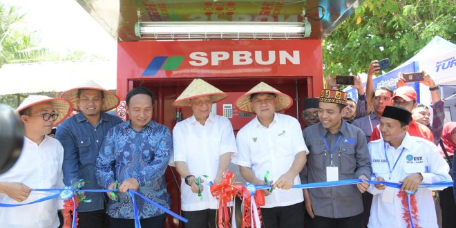Didampingi Penjabat Gubernur, Menkop UKM Resmikan SPBUN Mon Ikeun