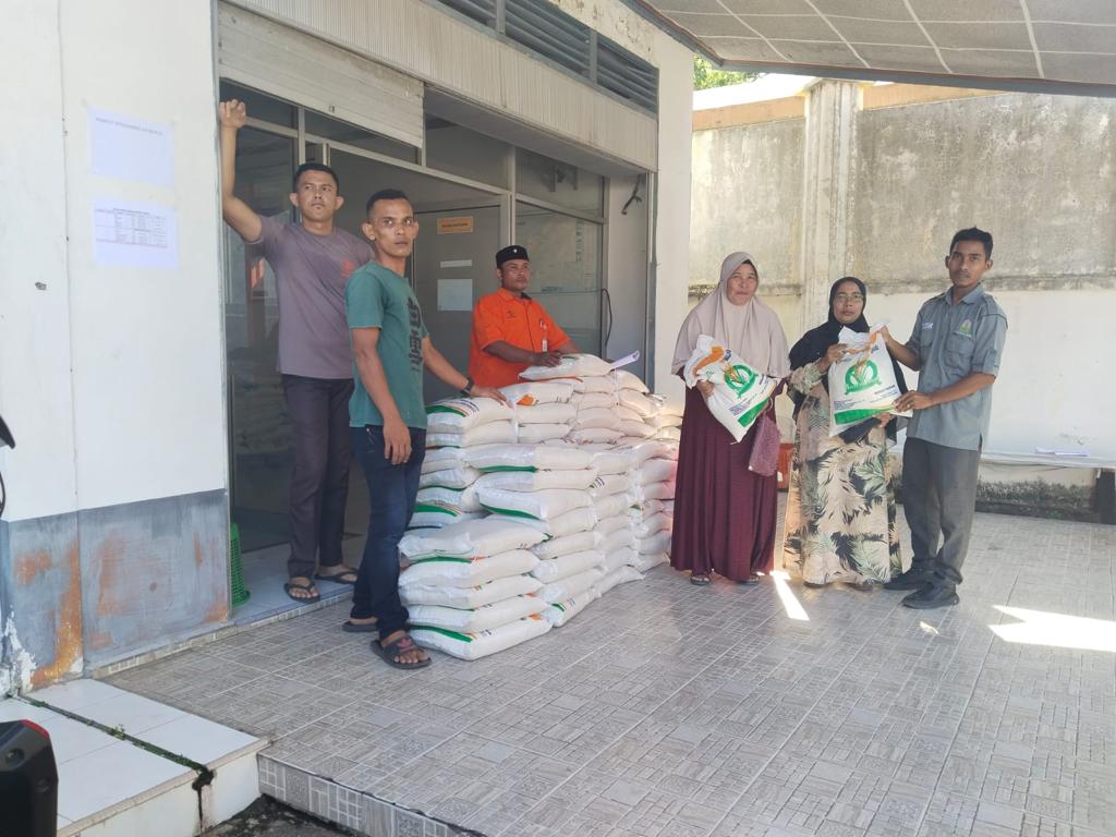 Dinsos Banda Aceh Salurkan Bantuan Pangan Beras Tahap Tiga