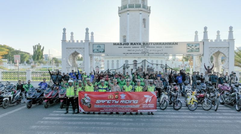Sambut Hari Bhayangkara, Polresta Gandeng Komunitas Gelar Safety Riding di Banda Aceh