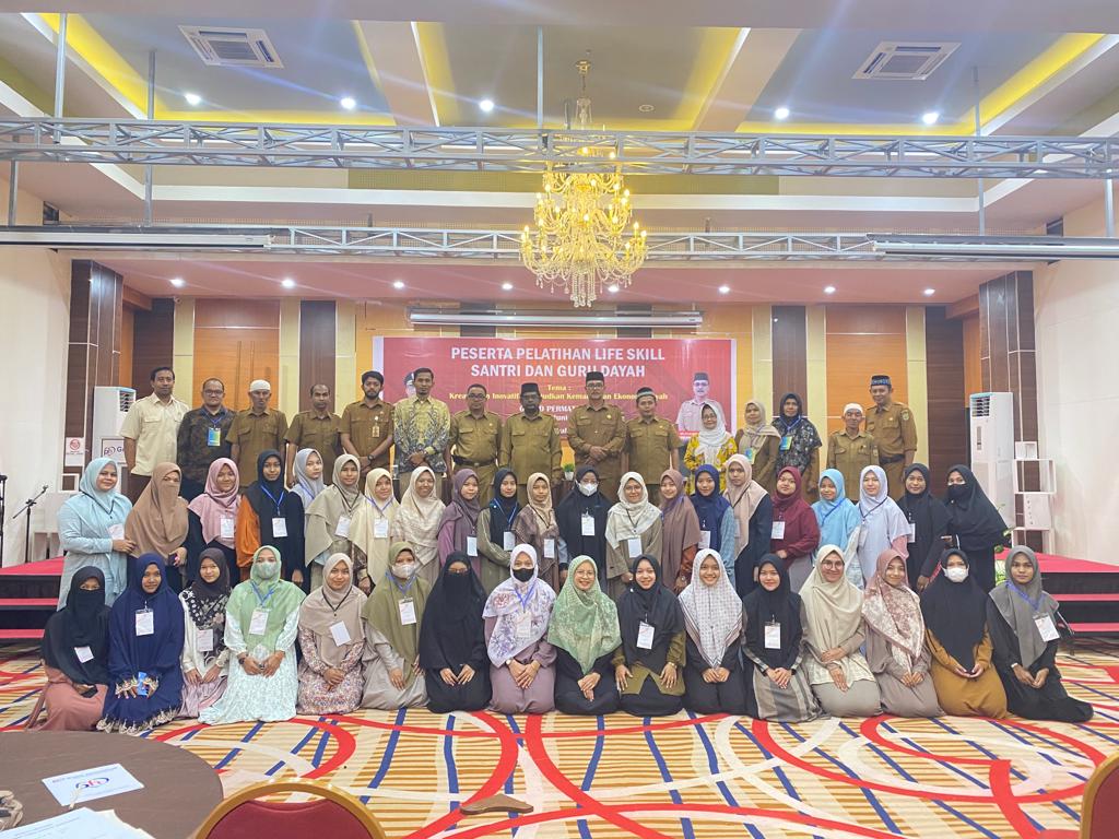 Disdik Dayah Sukses Laksanakan Pelatihan Life Skill Menjahit