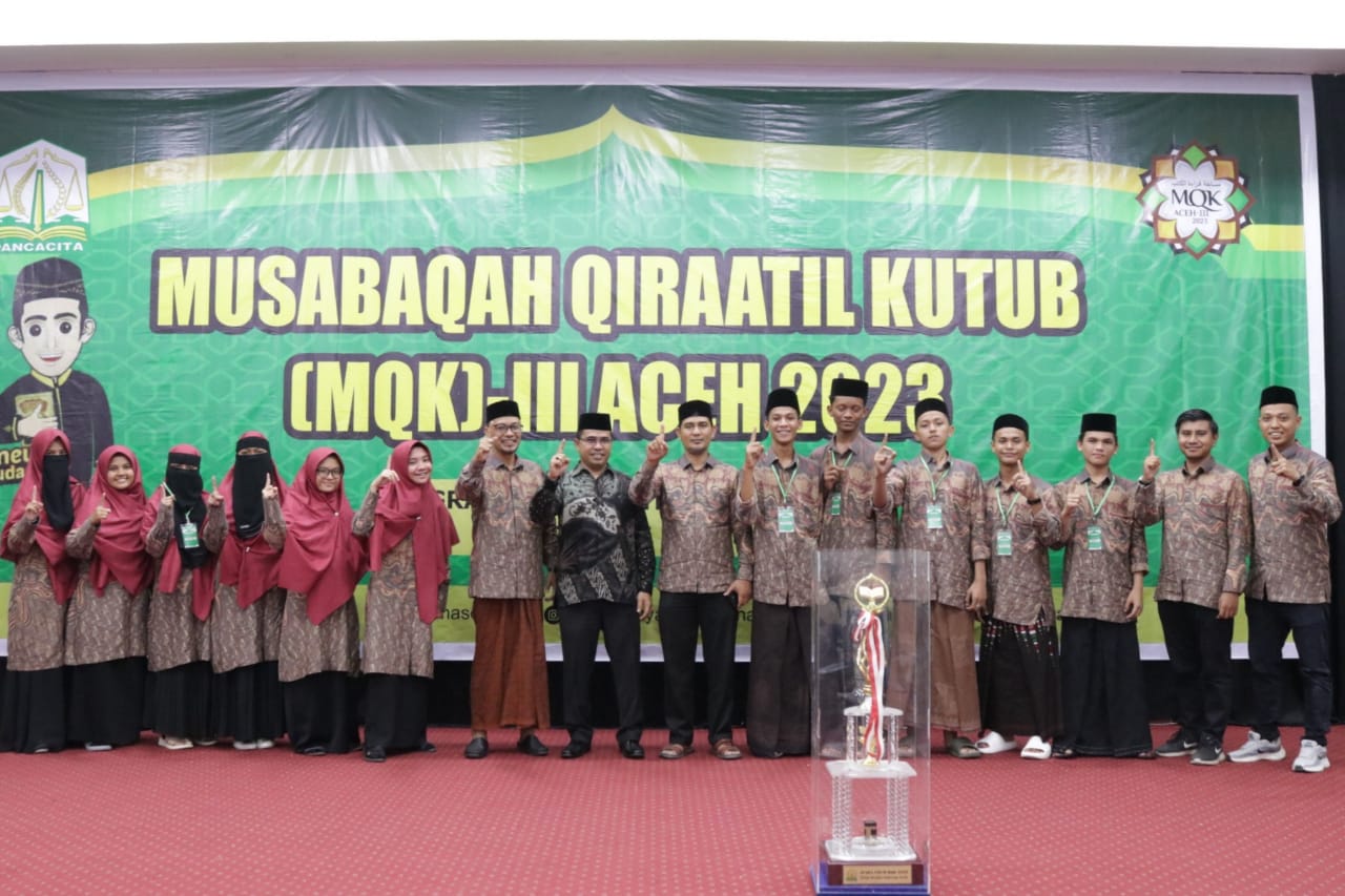 Wakili Pj Bupati, Kadisdik Dayah Aceh Besar Hadiri Pembukaan MQK Aceh