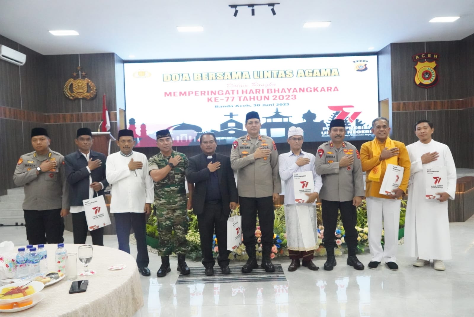 Kasdam IM mewakili Pangdam IM menghadiri Do'a Lintas Agama dan Revitalisasi Situs Budaya/Agama dalam Rangka memperingati HUT Ke