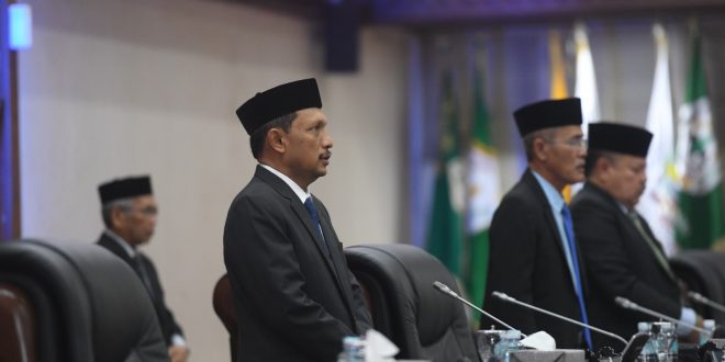 Asisten I Hadiri Paripurna DPRA Pergantian Antar Waktu Anggota Dewan Fraksi Partai Demokrat