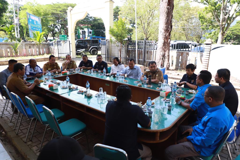 Silaturahmi dengan Pengurus PWI, Pj Bupati Ajak Wartawan Jaga Citra Positif Pembangunan Aceh Besar
