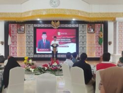 Amiruddin Lepas Calon Pasukan Pengibar Bendera Pusaka Tingkat Nasional