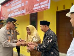 Kapolresta Banda Aceh Serahkan Kunci Rumah Untuk Warga Bantuan Bedah Rumah Layak Huni