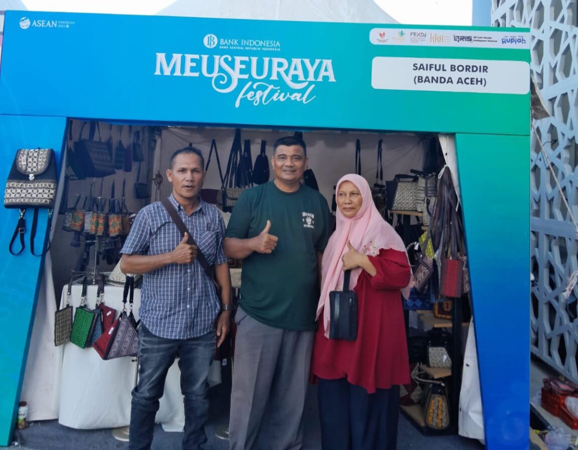 Pengrajin Bordir dari Gampong Peunyeurat ikuti Meuseuraya Festival
