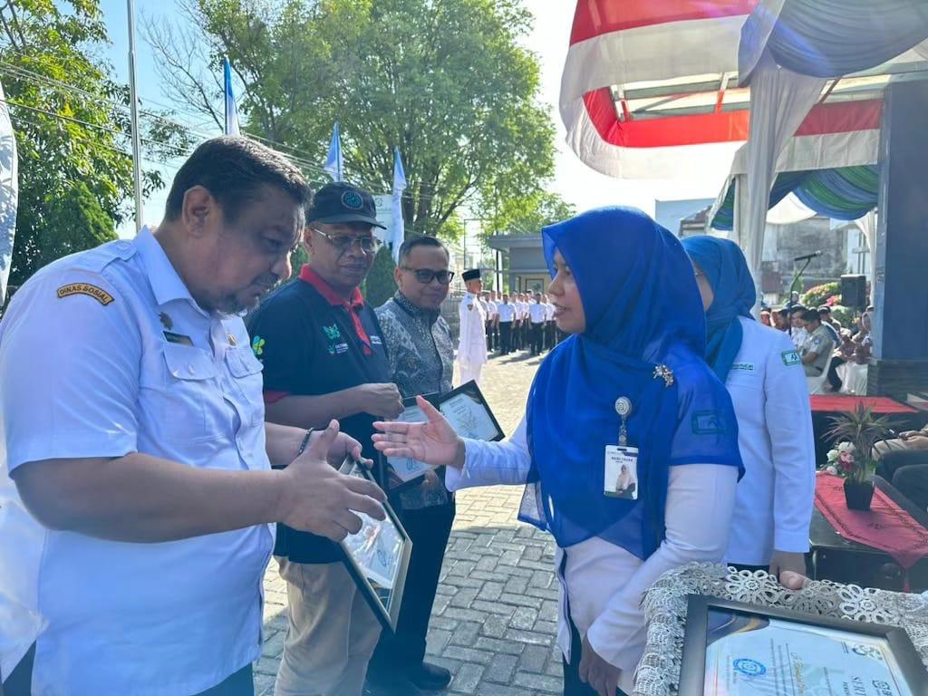 Dinsos Banda Aceh Dapat Penghargaan Dari BPJS Kesehatan
