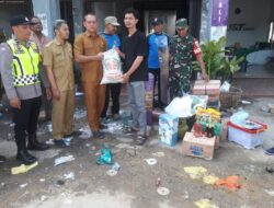 Dinsos Serahkan Bantuan Masa Panik untuk Korban Kebakaran di Rukoh