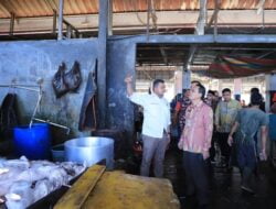 Kunjungi Pasar Al Mahirah, Amiruddin Pastikan Atap Bocor Segera Diperbaiki