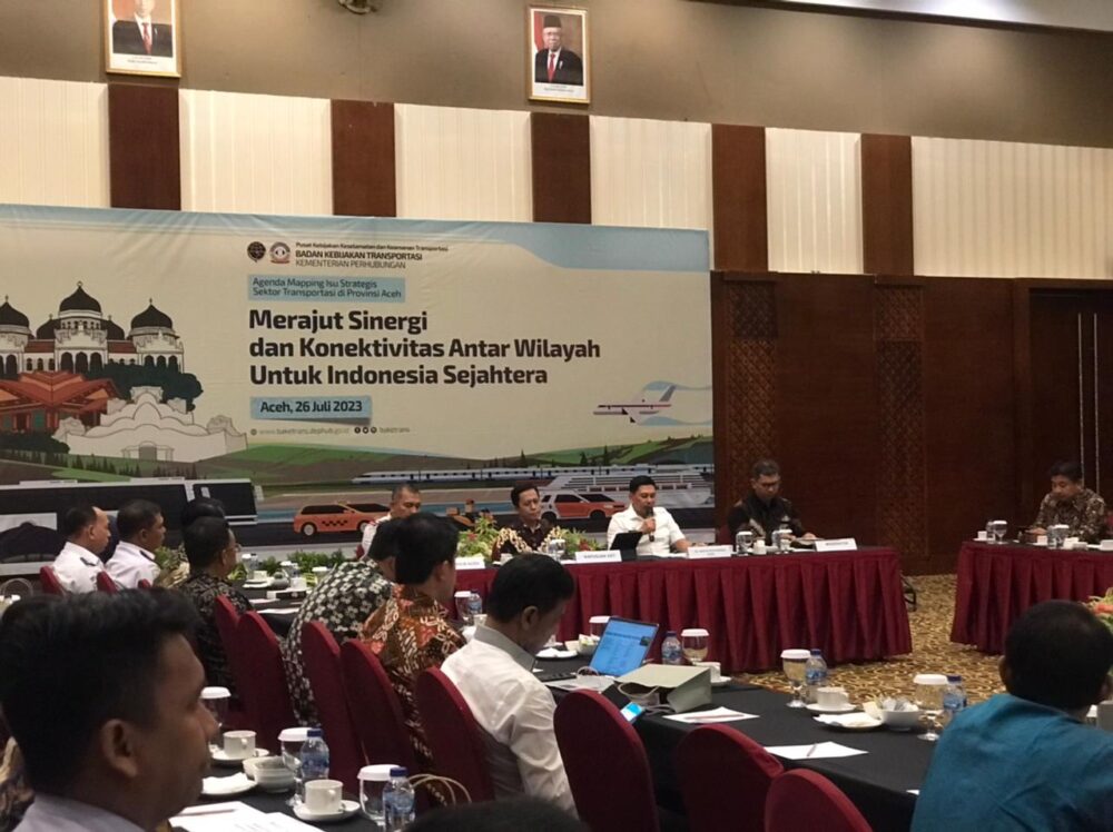 Plt Sekda Kota Banda Aceh Harapkan Inovasi Pada Sektor Perhubungan Yang Dapat Memperlancar Arus Barang dan Jasa