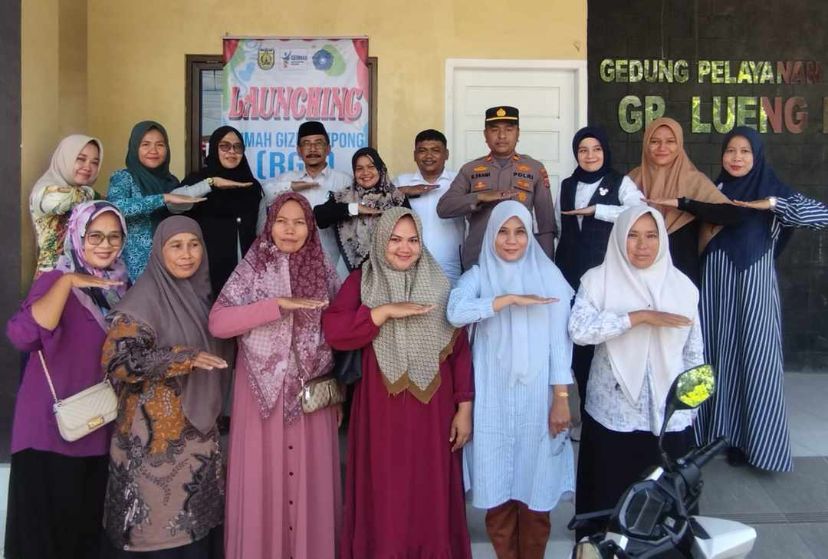 Camat Sukmawati Resmikan Rumah Gizi Gampong Lueng Bata