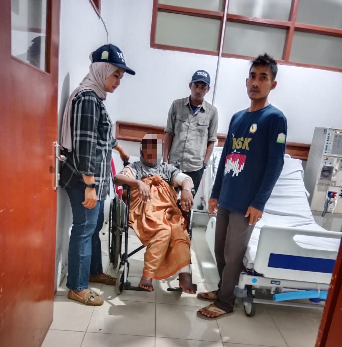 Dinsos Fasilitasi Warga Gampong Lamteh untuk Cuci Darah