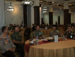 Asisten III Sekda Aceh Bersama Pangdam Iskandar Muda Ikuti KASAD Award 2023