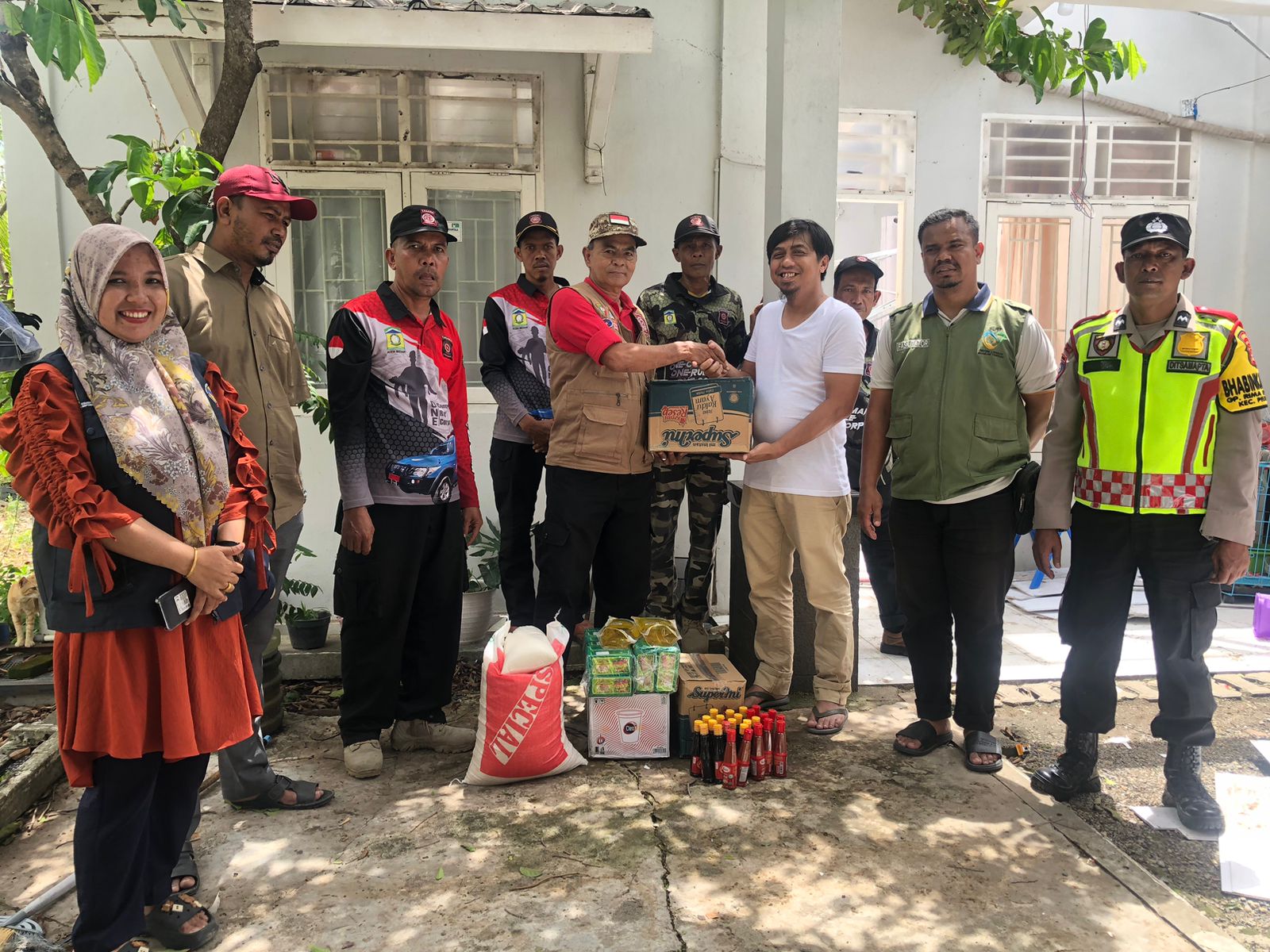 Pemkab Aceh Besar Bantu Korban Angin Kencang di Tiga Kecamatan