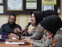 Curhat Bersama Polwan Ke-75, Ibu-ibu di Lamteumen dan Punge Keluhkan Pencurian Sepmor & Kotak Amal