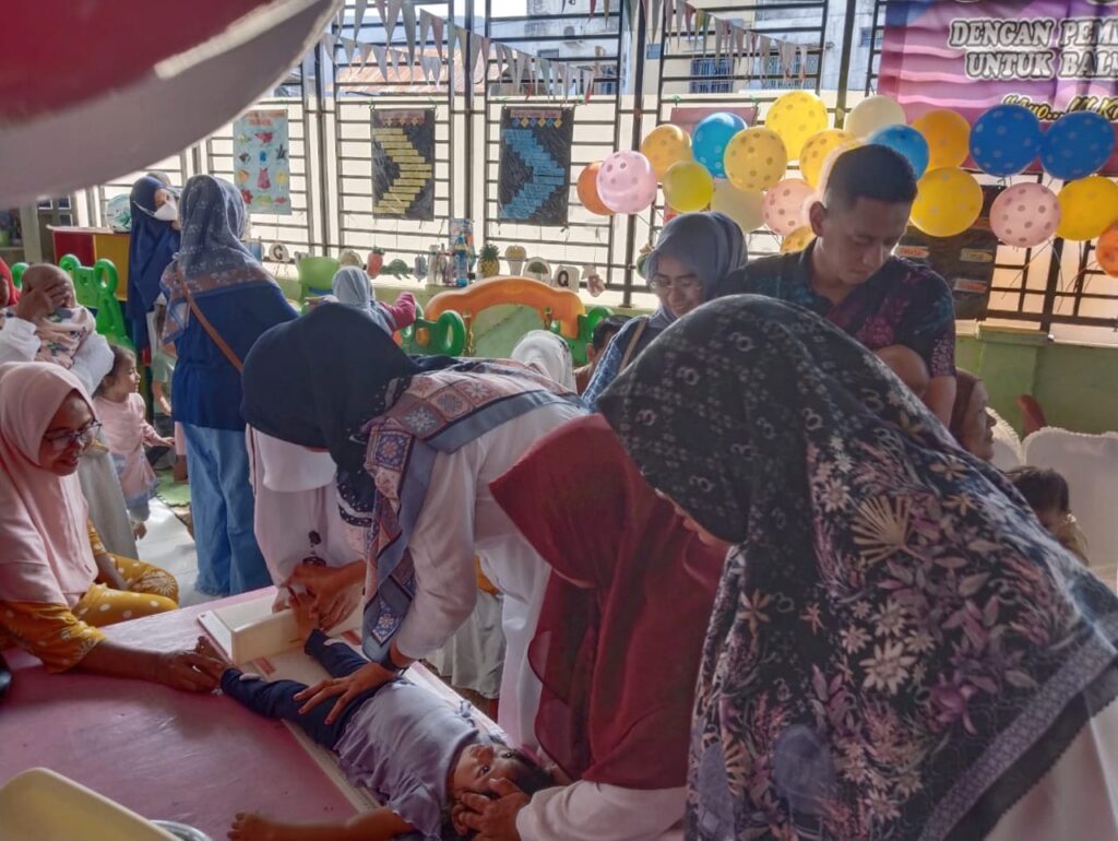 Dinkes Banda Aceh Lakukan Pemantauan Bulan Timbang Balita