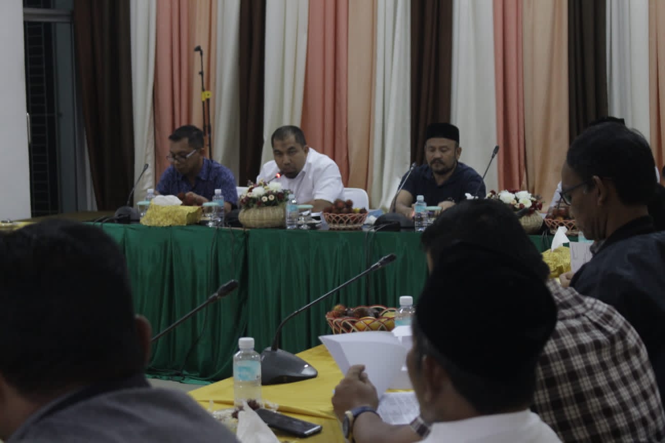 Terkait LKPJ TA 2022, Pj Bupati Aceh Besar Bahas Bersama Banggar DPRK dan TPAD