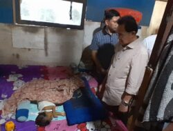 Pj Amiruddin Serahkan Bantuan untuk Tiga Pasien Sakit di Lamdingin