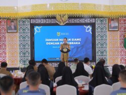 Pj Amiruddin Jamu Para Paskibraka di Pendopo Wali Kota