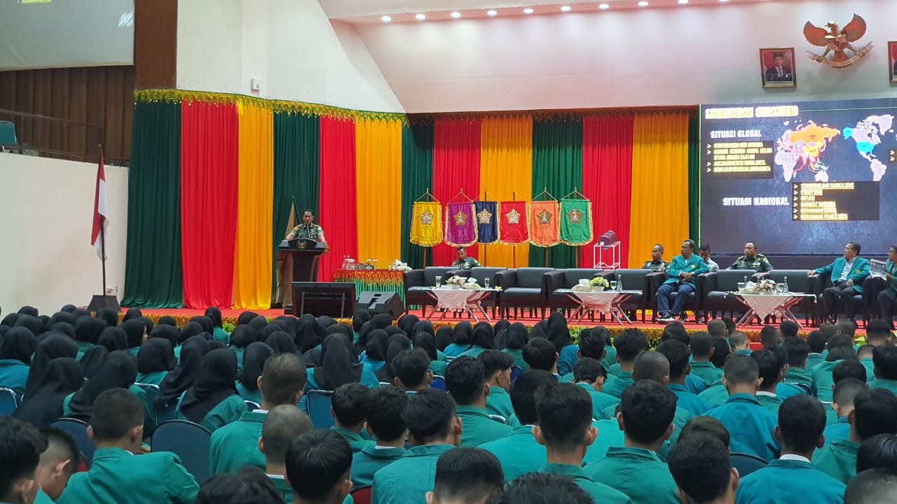 Pangdam IM Memberikan Kuliah Umum Materi Wawasan Kebangsaan kepada Mahasiswa USK.