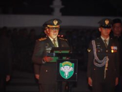 Pangdam IM memimpin Apel Kehormatan dan Renungan Suci (AKRS) di Taman Makam Pahlawan Kota Banda Aceh