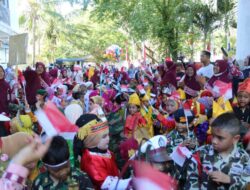 Semarak Kemerdekaan di Pawai Budaya TK PAUD Se Kecamatan Ulee Kareng
