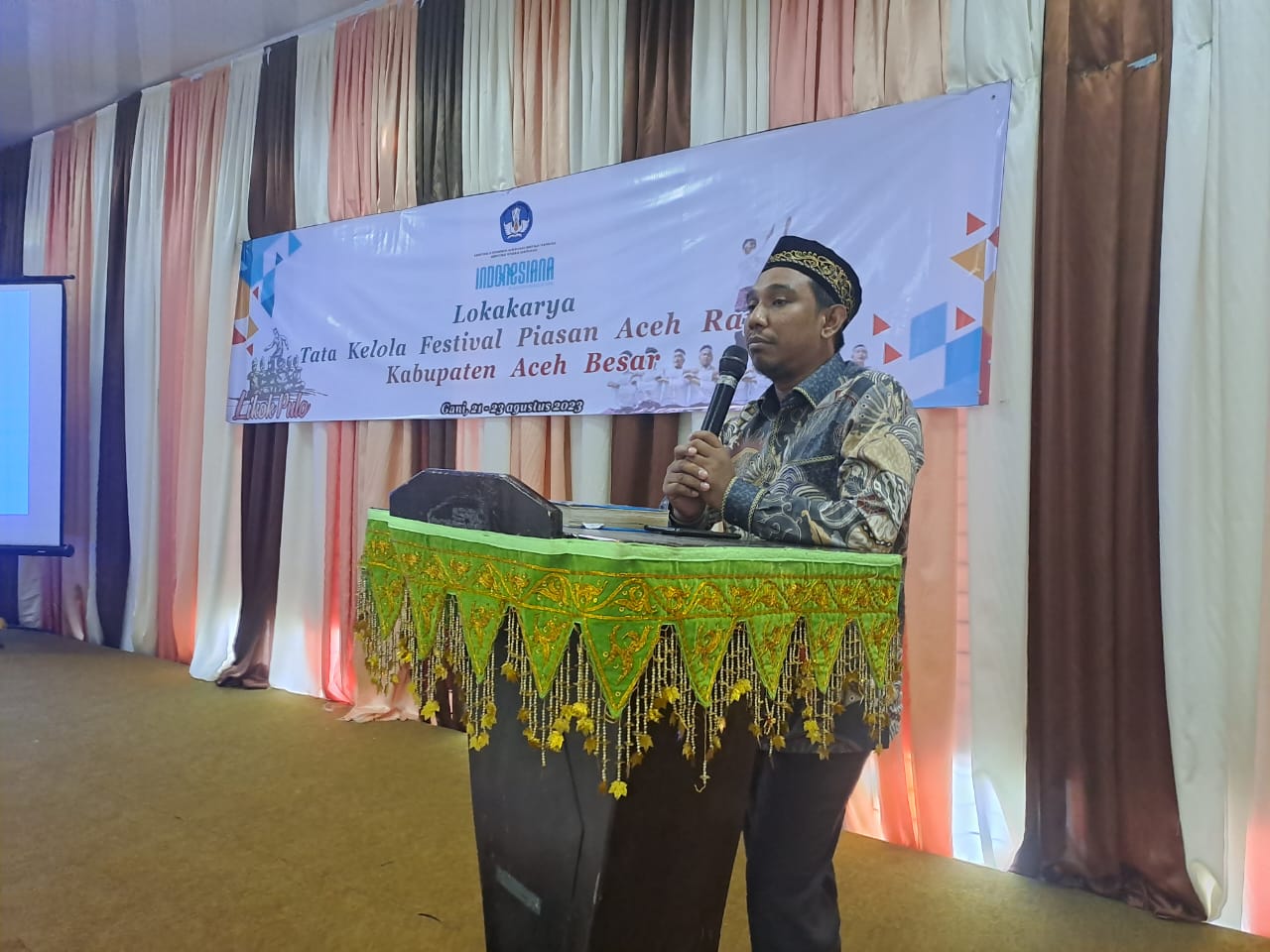 Plt Kadisdikbud Aceh Besar Buka Lokakarya Tata Kelola Festival Piasan Aceh Rayeuk