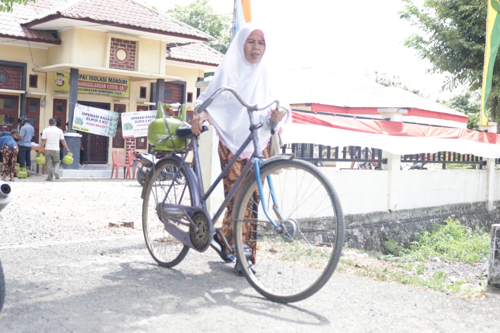 280 Tabung Gas 3 Kg Operasi Pasar di Simpang Tiga