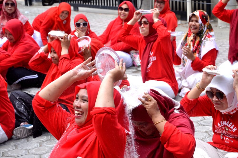 Dharma Wanita Disdikbud Banda Aceh Semarakkan HUT ke-78 RI dengan Aneka Lomba