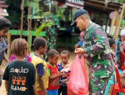 Kegembiraan Anak Anak Pedalaman Boven Digoel Papua Selatan Bertemu Dan Bermain Dengan Anggota Satgas Pamtas RI