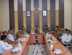 Pj Bupati Aceh Besar Ikuti Rakor Pengendalian Inflasi Secara Zoom Meeting