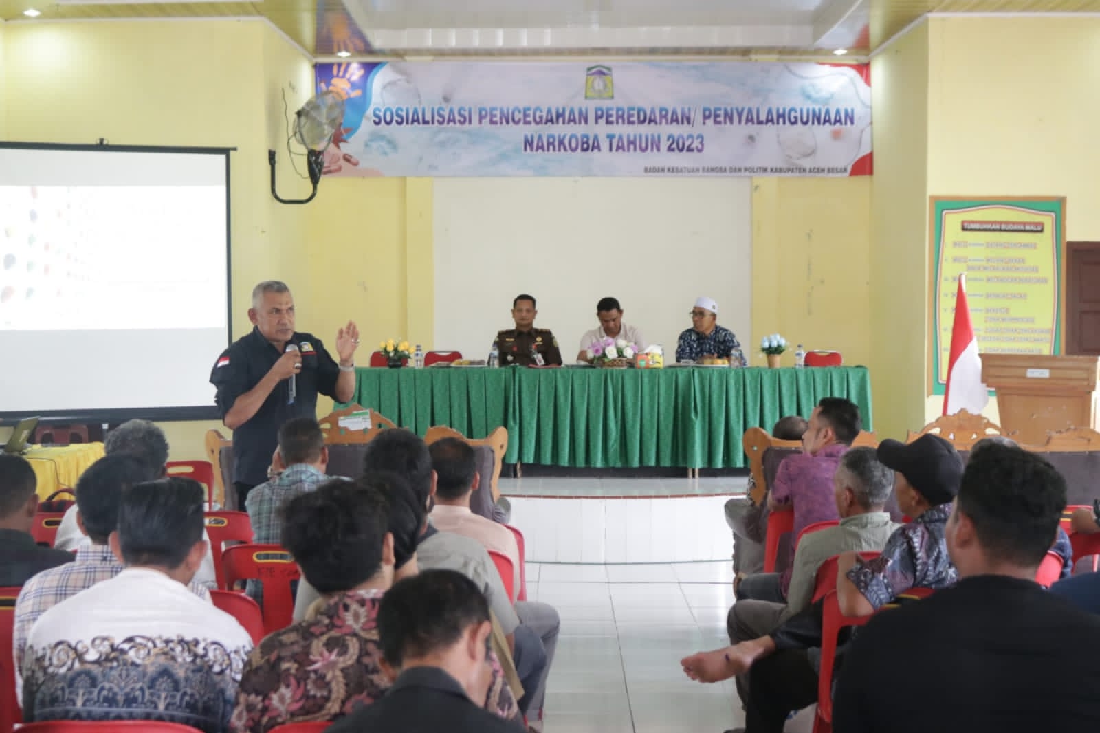 Kesbangpol Aceh Besar Gelar Sosialisasi Tentang Bahaya Narkoba kepada Masyarakat Montasik