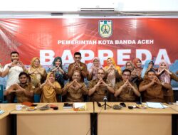 Selamatkan Arsip, Dispersip Terima Arsip Statis dari Bappeda