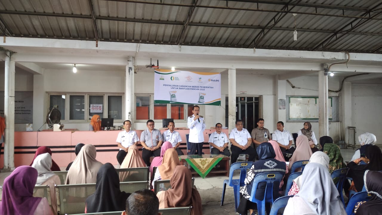 Pj Wali Kota Banda Aceh Launching Penyaluran Bantuan Pangan Tahap II